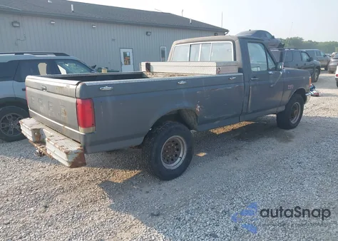 1987 Ford F250 z USA, uszkodzony, nr VIN 1FTFF25N7HPA33055